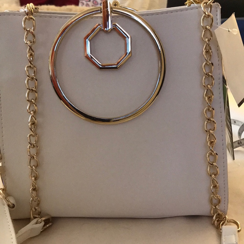 Dream Control White Bag With Gold Handles & Chain